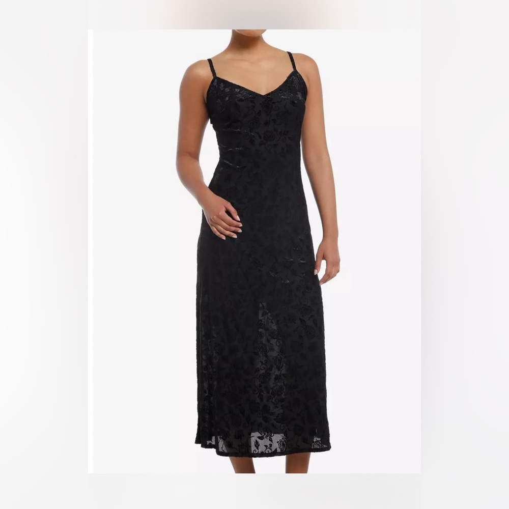 Black Lace Midi Slip Dress with Spaghetti Straps